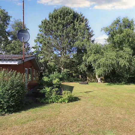 6 Person Holiday Home In Vaeggerlose *