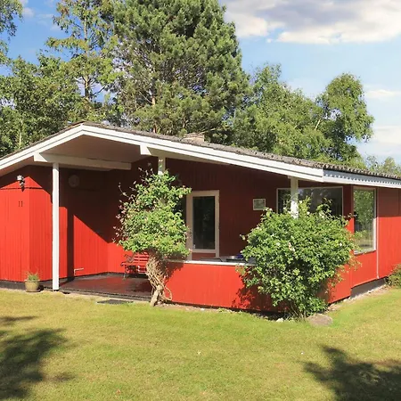 Charming Retreat In Marielyst - By Traum *